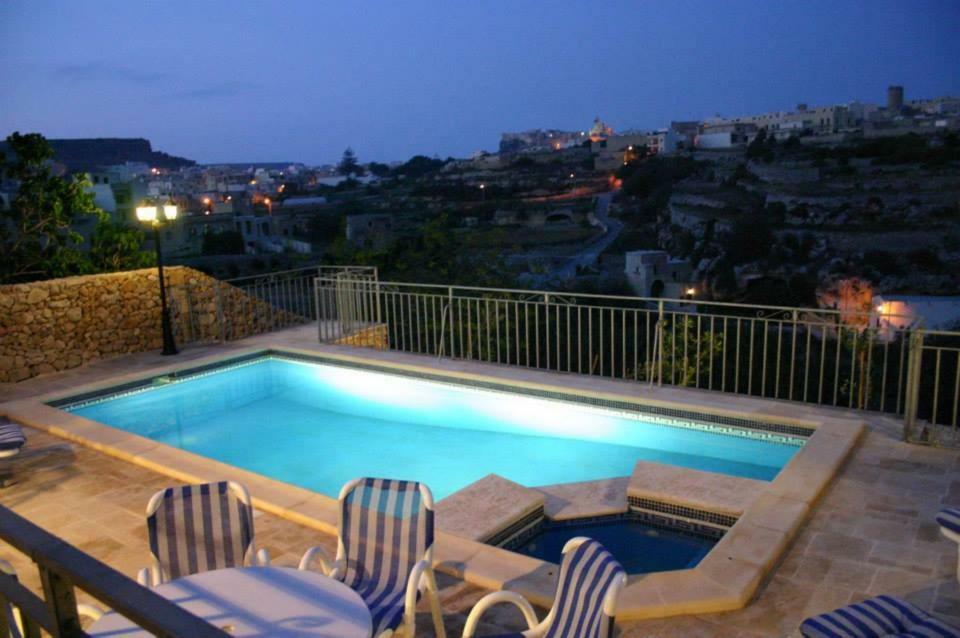 Sylvia' S Millhouse Villa Kercem ภายนอก รูปภาพ